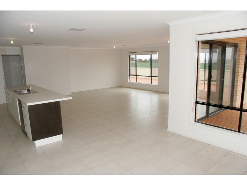 33 Errington Street, Wallaroo SA 5556