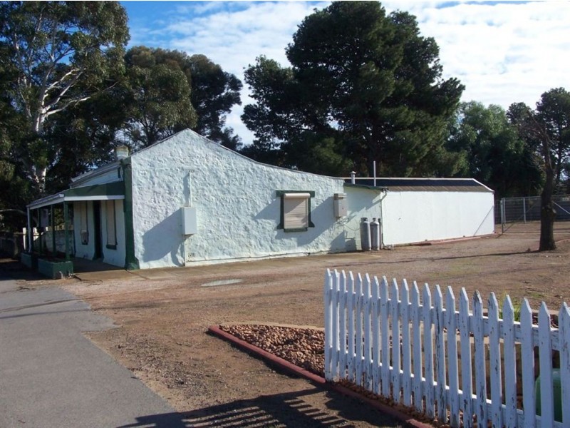 69 Port Road, Kadina SA 5554