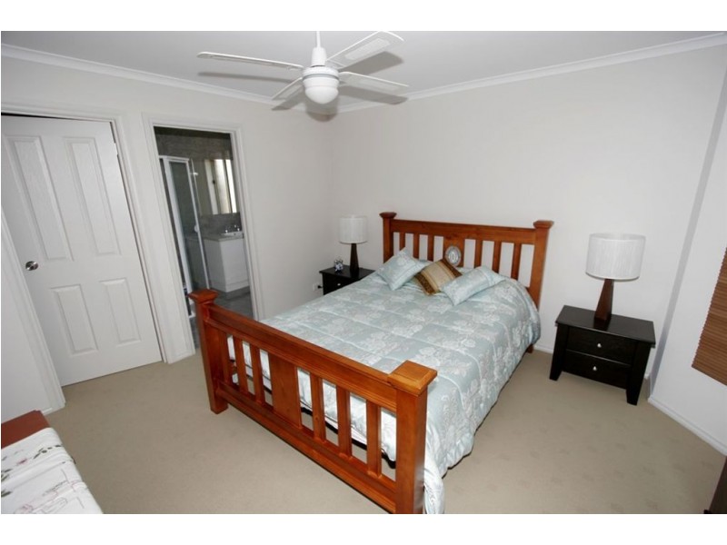 11 Clarke Street, Wallaroo SA 5556