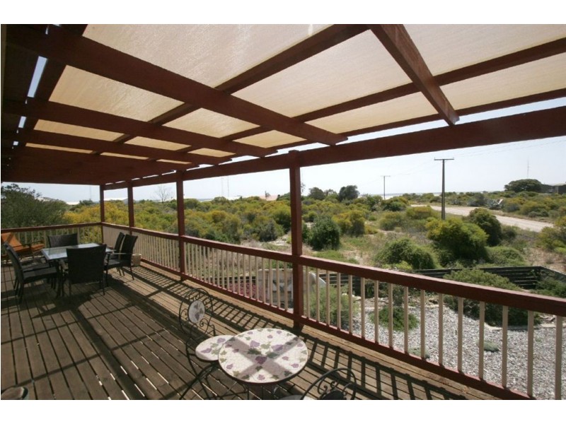 12 North Terrace, Moonta Bay SA 5558