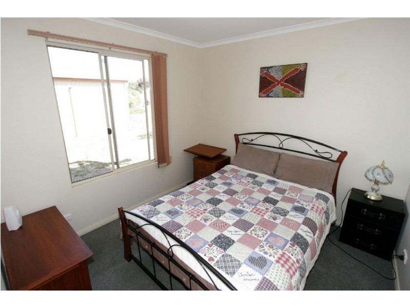 12 North Terrace, Moonta Bay SA 5558