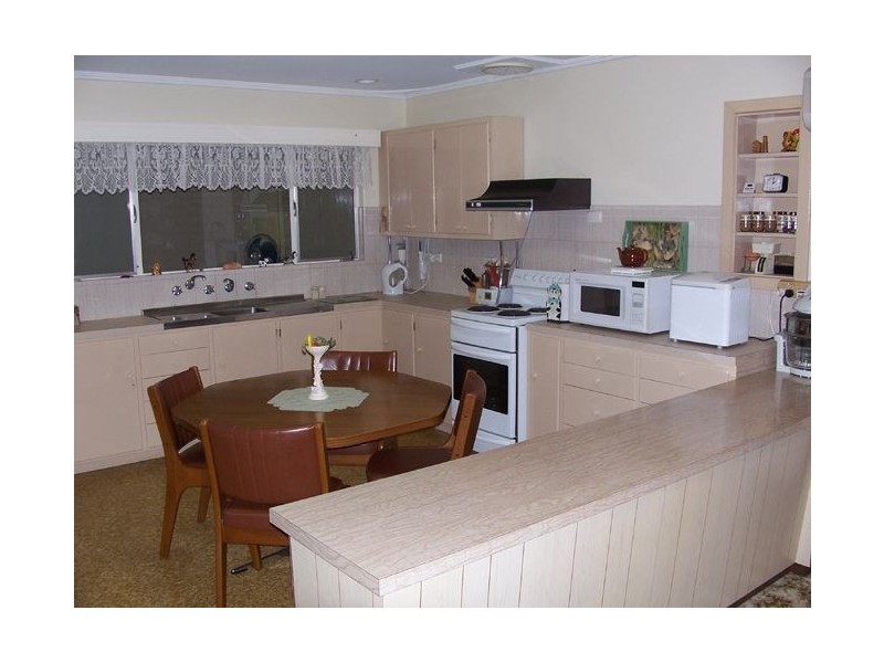 27 Snell Avenue, Port Hughes SA 5558