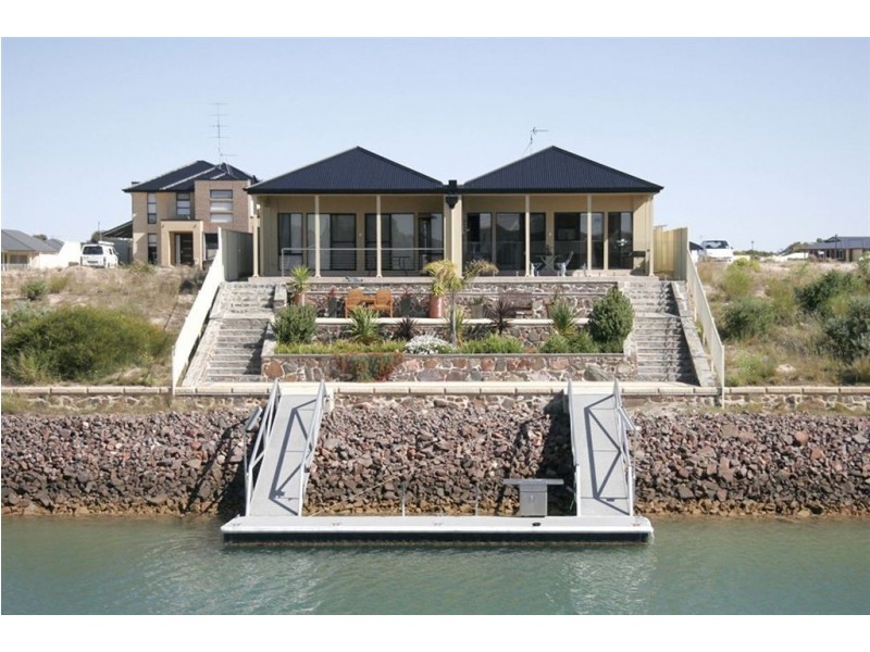 18A Stately Way, Wallaroo SA 5556