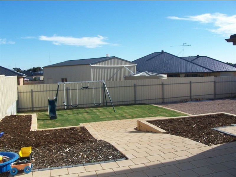 34 John Olsen Drive, Kadina SA 5554