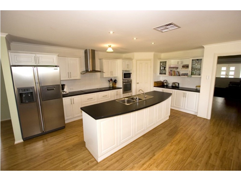 68 George Street, Kadina SA 5554