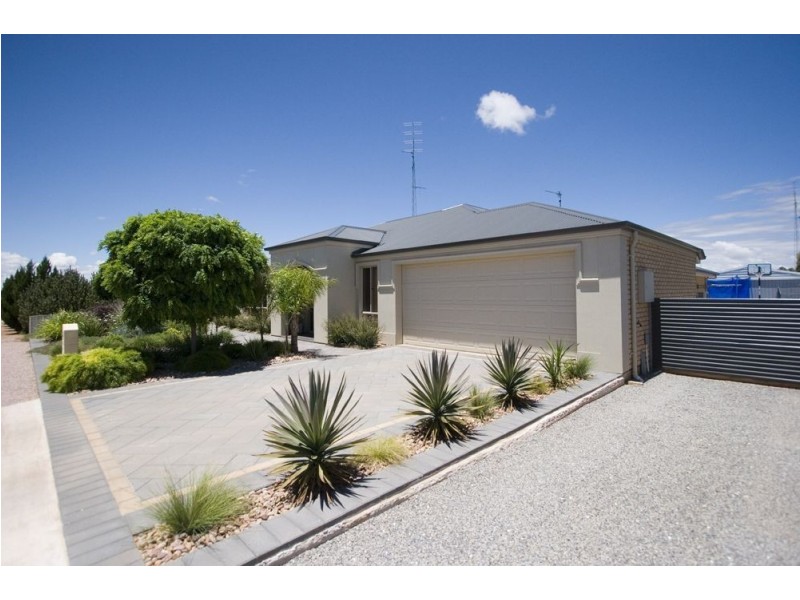 68 George Street, Kadina SA 5554