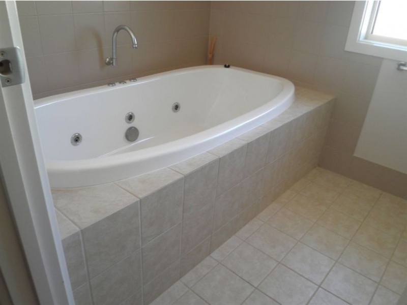 14 Lamshed Street, Kadina SA 5554