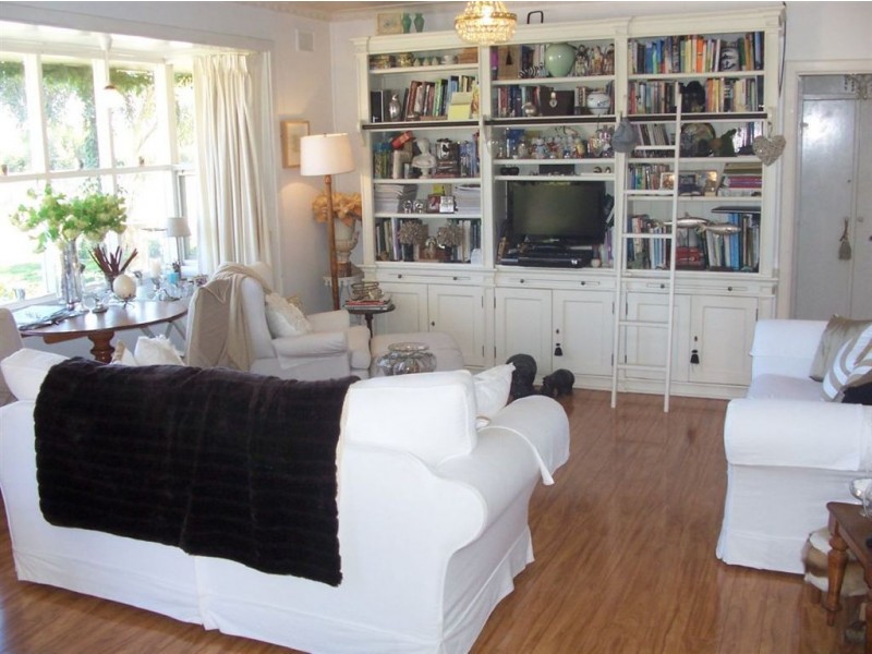 17 South Terrace, Port Hughes SA 5558