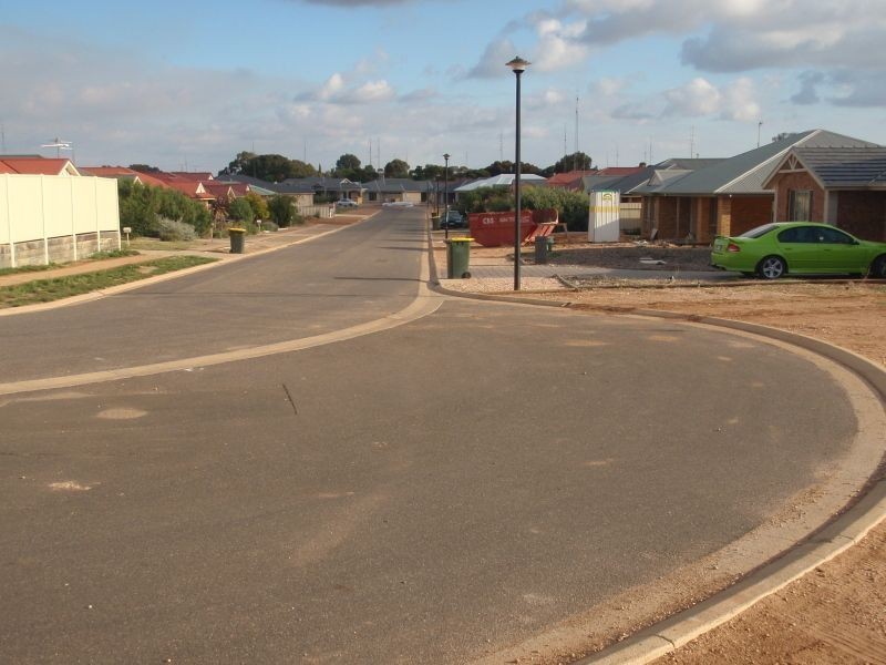 33 John Olsen Drive, Kadina SA 5554