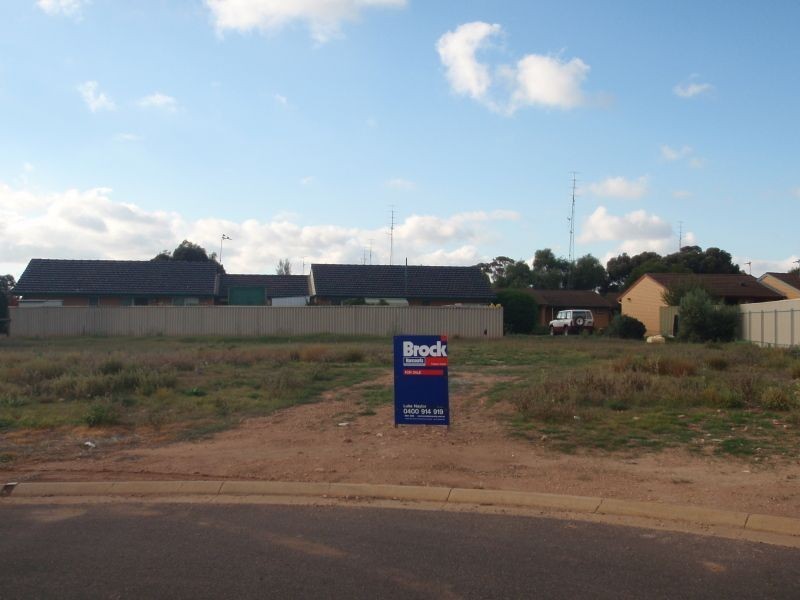 35 John Olsen Drive, Kadina SA 5554