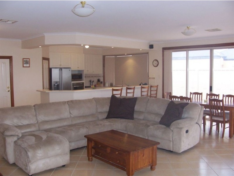 22 Stately Way, Wallaroo SA 5556