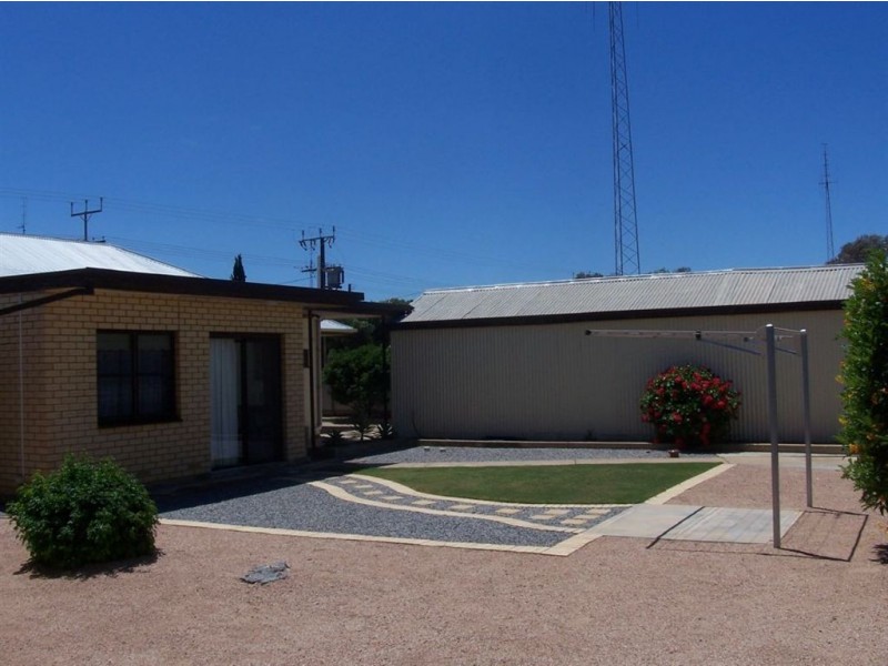 32 Kadina Road, Wallaroo SA 5556