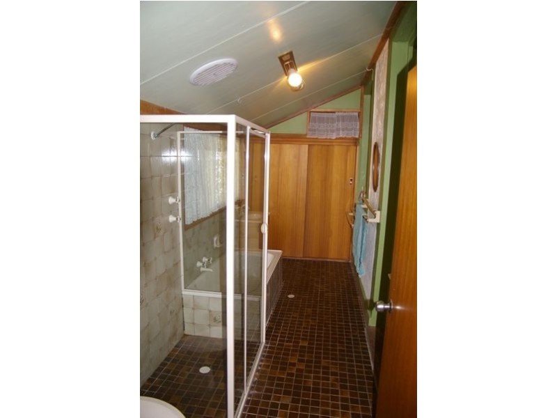 27 Milne Terrace, Moonta SA 5558