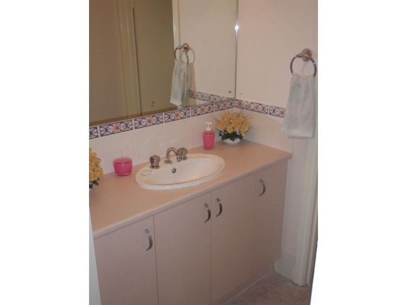 25 Lipson Road, Kadina SA 5554