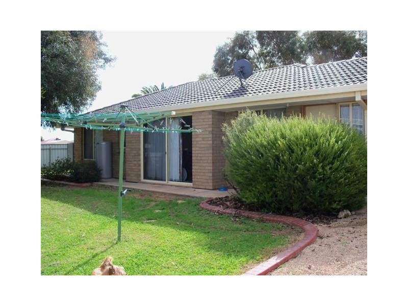 2 Clayton Street, Moonta Bay SA 5558