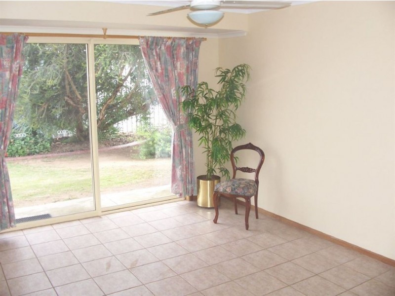 2 Clayton Street, Moonta Bay SA 5558