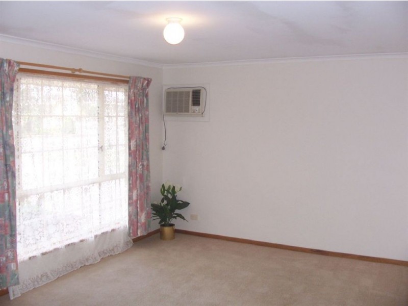 2 Clayton Street, Moonta Bay SA 5558