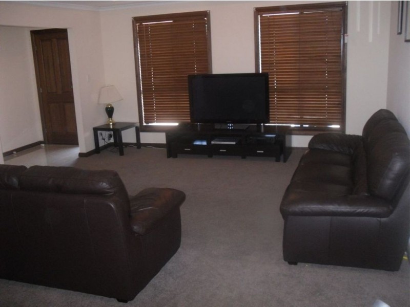 34 John Olsen Drive, Kadina SA 5554