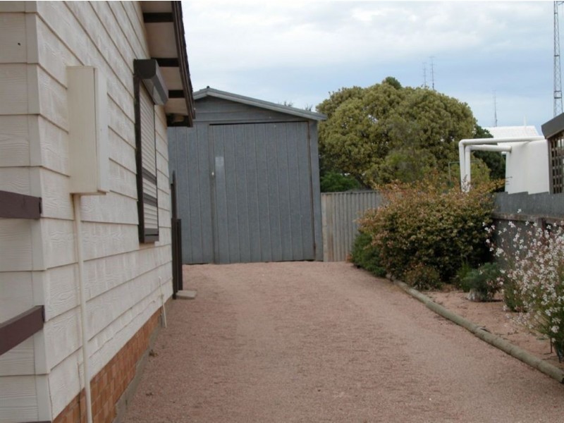16 Narangga Terrace, Moonta Bay SA 5558