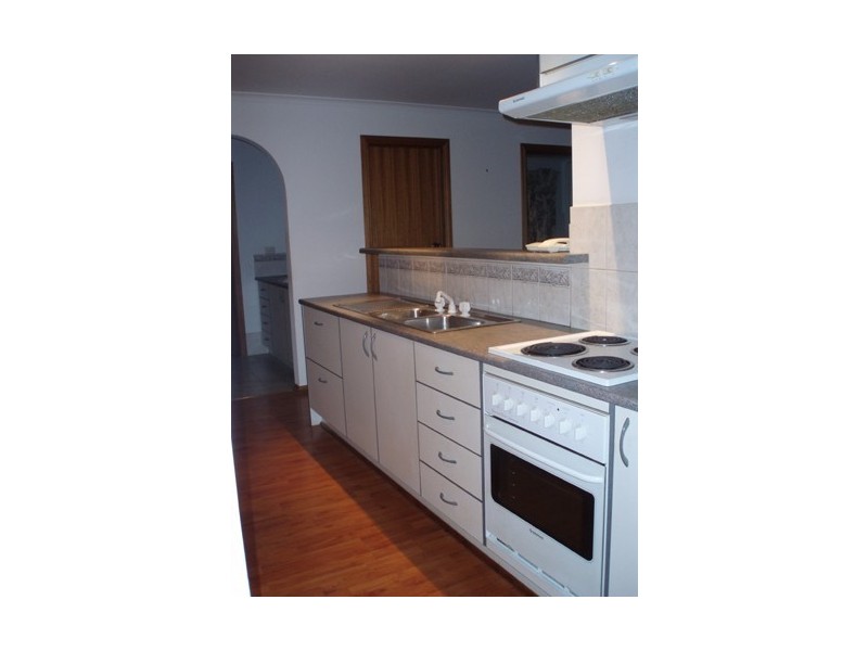 9 Gilmore Crescent, Wallaroo SA 5556