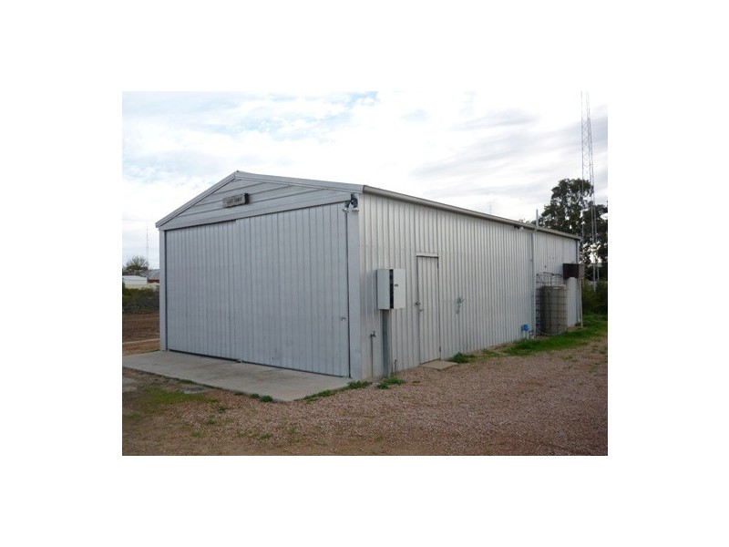 15 Moonta Road, Moonta Bay SA 5558