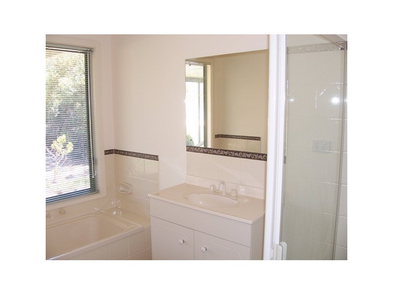 16 Moonta Road, Moonta Bay SA 5558