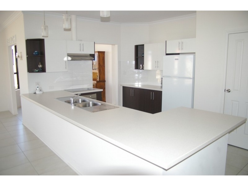 4 Pommern Way, Wallaroo SA 5556