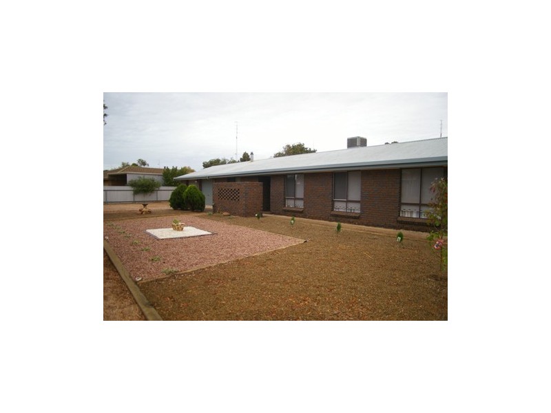 1 Nankivell Street, Moonta Bay SA 5558