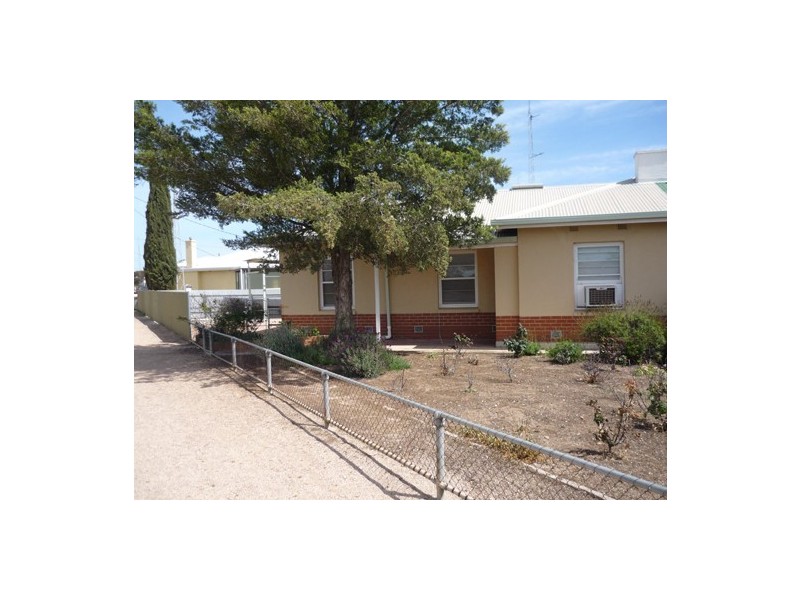 2 Moonta Street, Wallaroo SA 5556