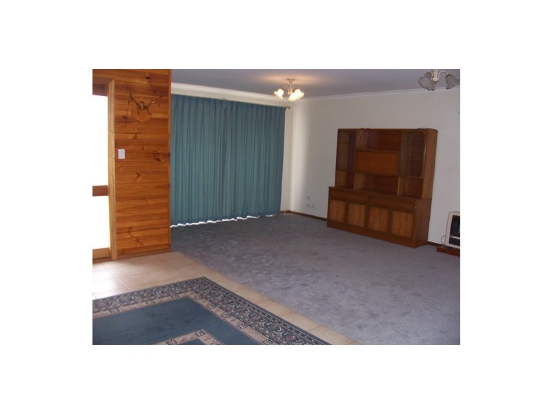 26 Scotland St, Wallaroo SA 5556