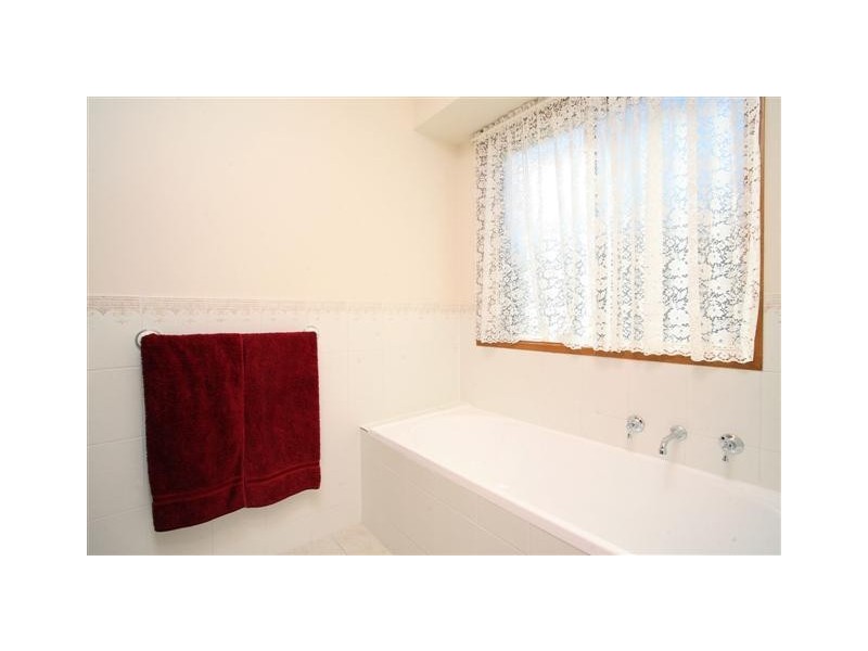 42 Pacific Boulevard, Hillbank SA 5112