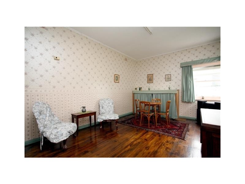 6 Angas Avenue, Vale Park SA 5081