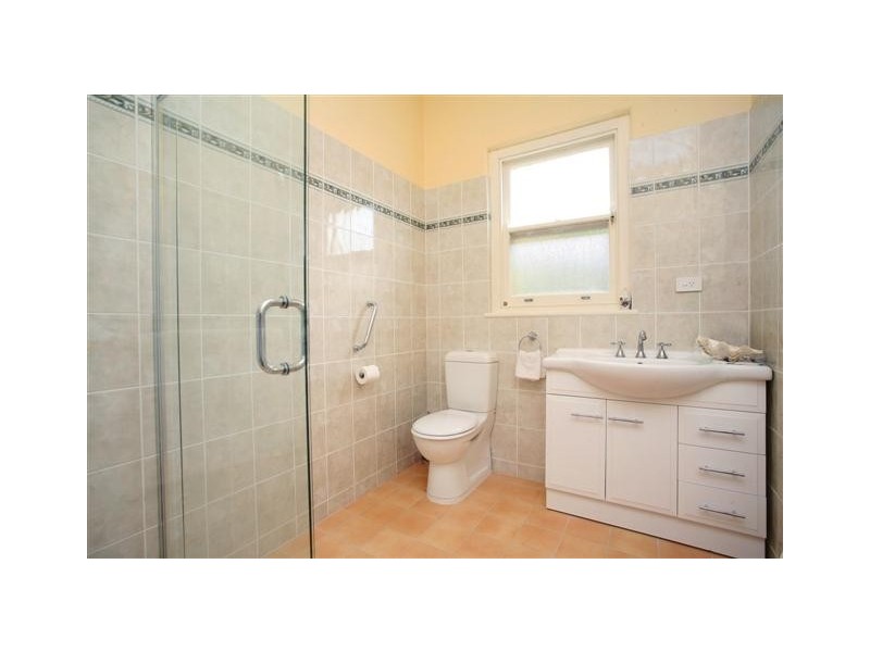 6 Angas Avenue, Vale Park SA 5081