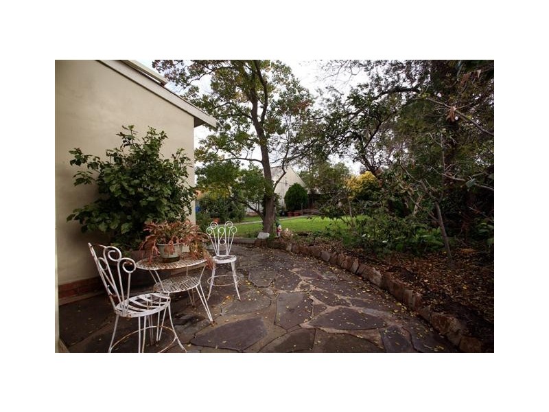 6 Angas Avenue, Vale Park SA 5081