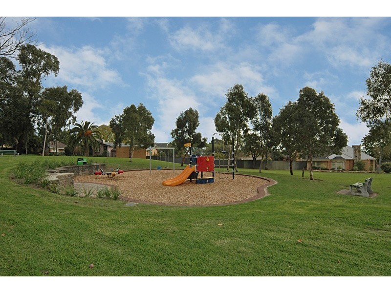 10 Riesling Cres, Wattle Park SA 5066