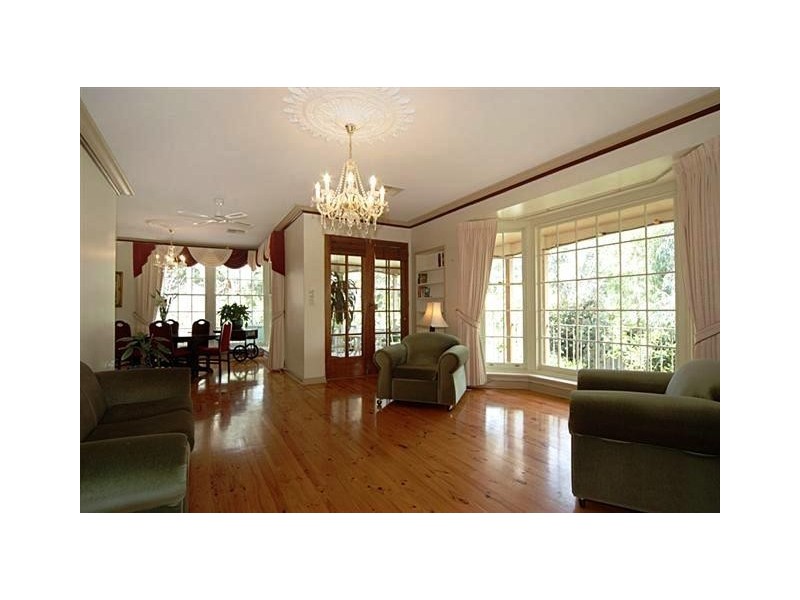 2 Simpson Road, Wattle Park SA 5066