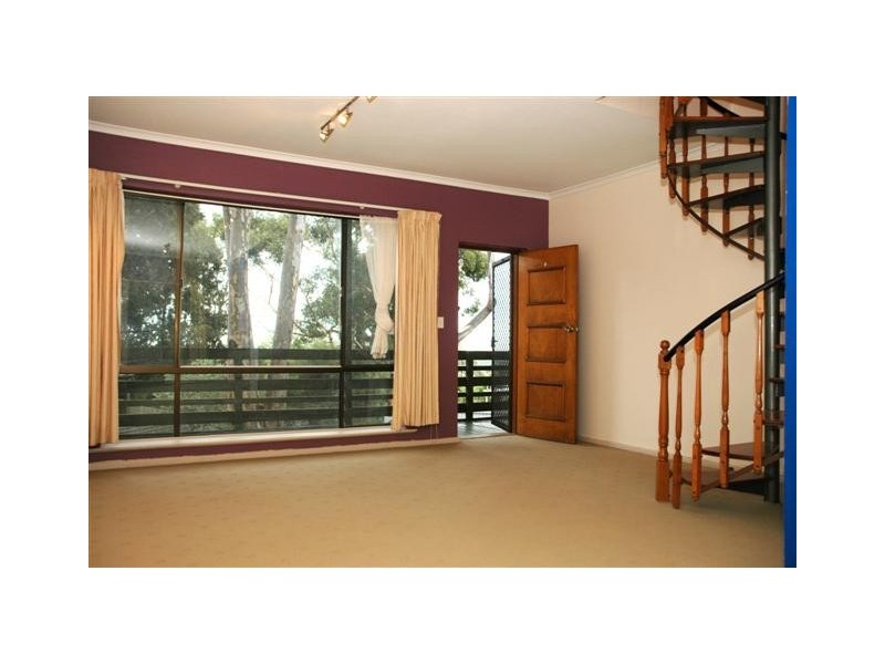 8/29 Norton Summit Road, Woodforde SA 5072