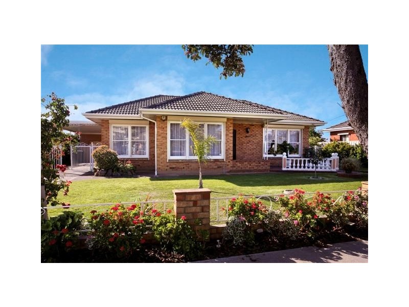 11 Maria Street, Findon SA 5023