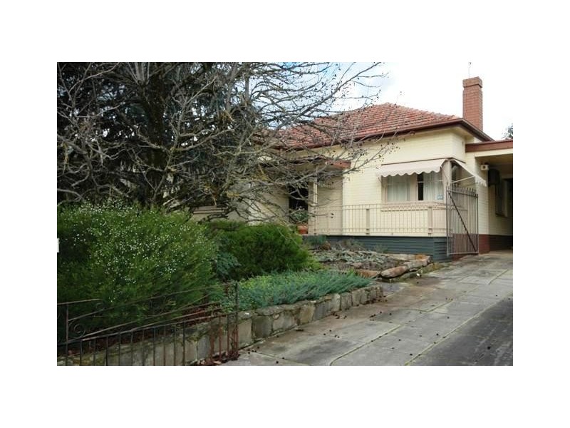 18 Giles Street, Magill SA 5072