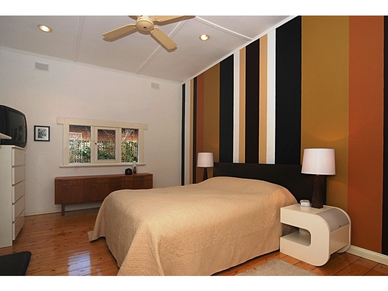 18 Olive Road, Stepney SA 5069