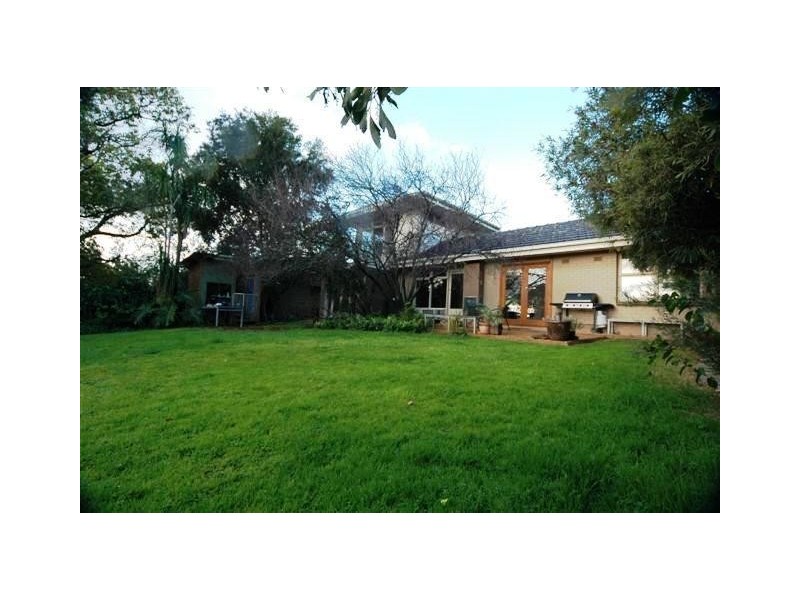 5 Muscatel Avenue, Wattle Park SA 5066