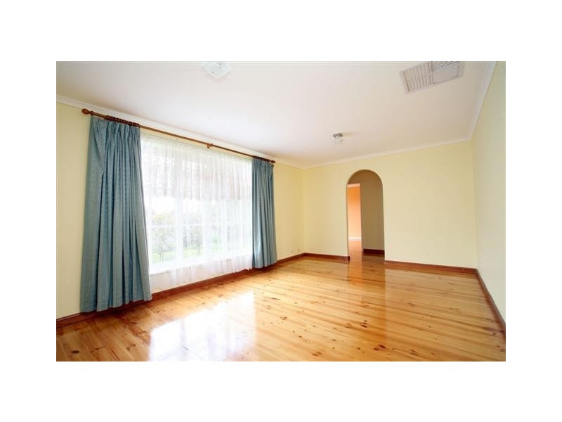 32 Roger Pitt Street, Modbury Heights SA 5092