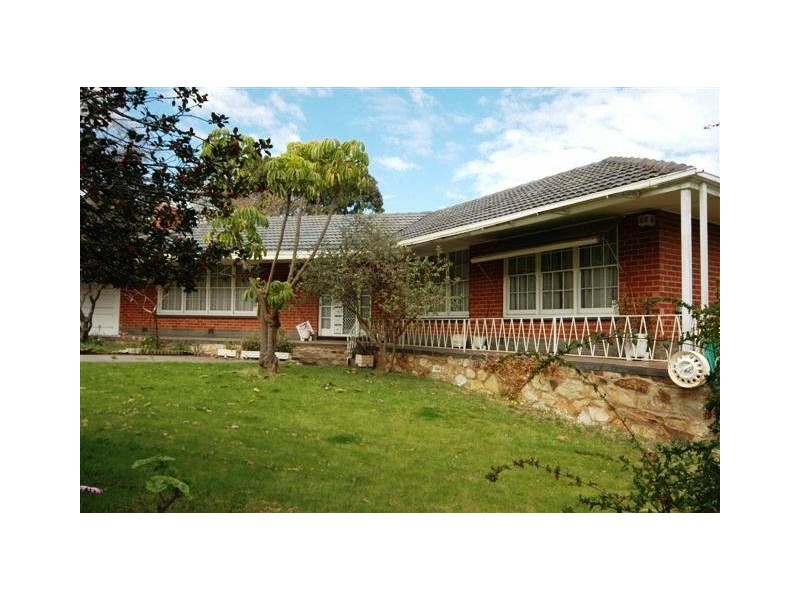 2 Quondong Avenue, Kensington Gardens SA 5068