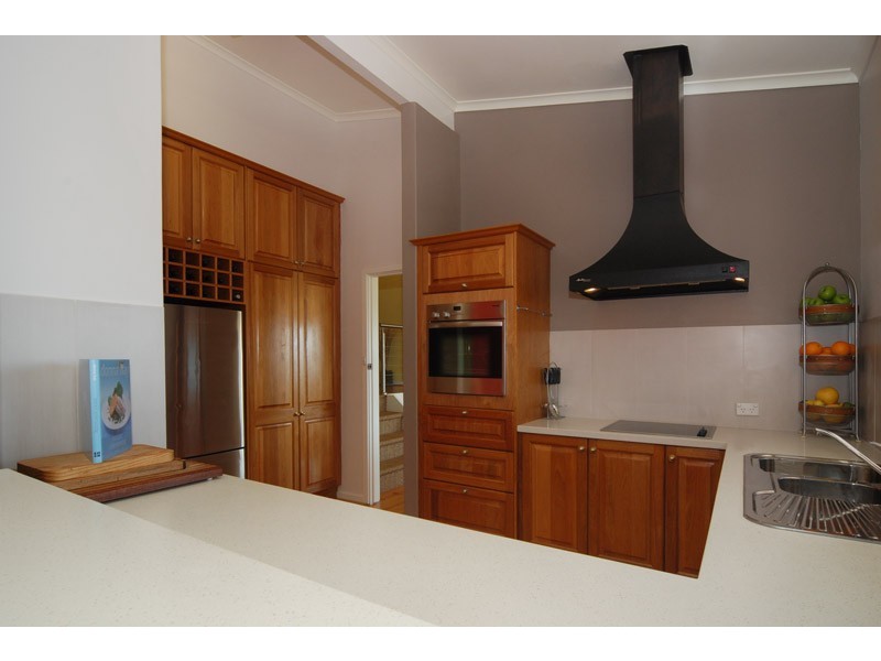 14 Seaview Road, (adjacent Beaumont/Glen Osmond), Mount Osmond SA 5064
