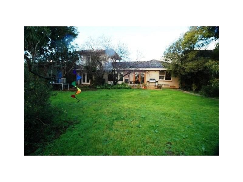 5 Muscatel Avenue, Wattle Park SA 5066