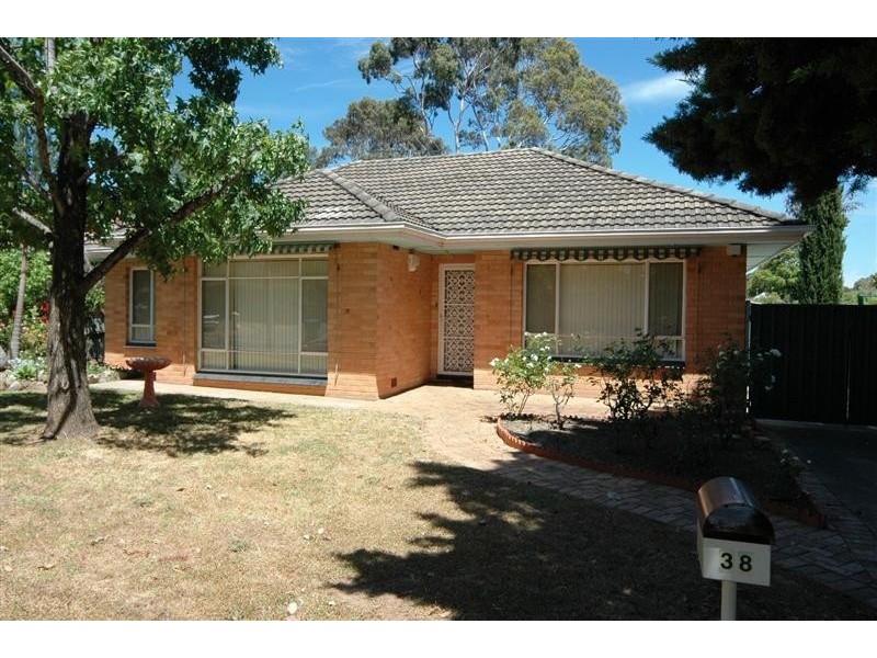38 Rostrevor Avenue, Rostrevor SA 5073