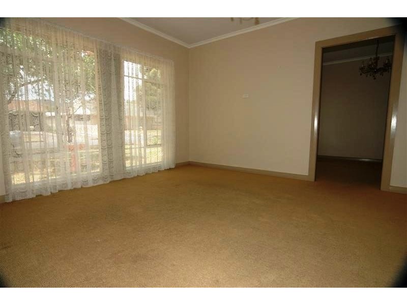 38 Rostrevor Avenue, Rostrevor SA 5073