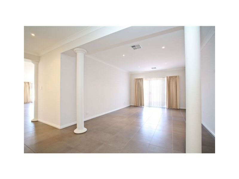 102 St Bernards Road, Magill SA 5072