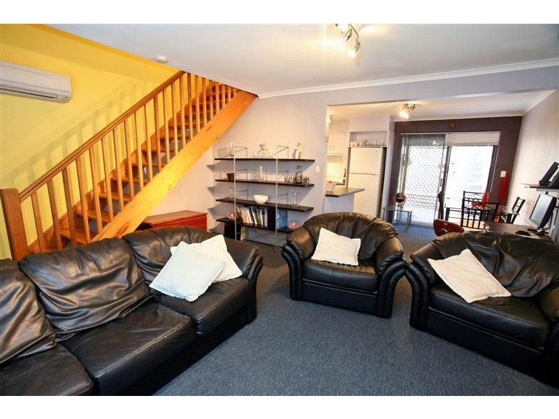 16/27 Norton Summit Road, Woodforde SA 5072