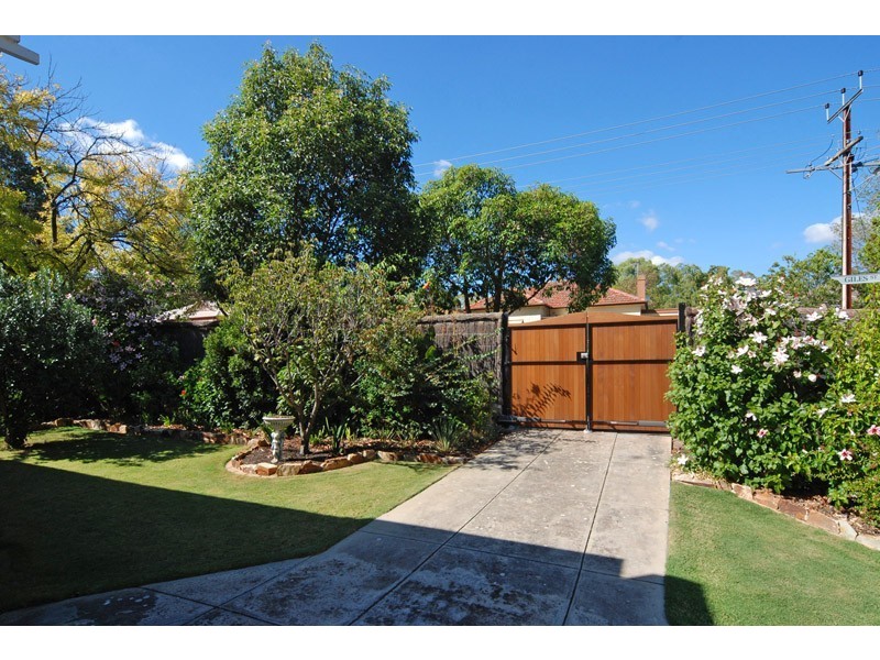 27 Giles Street, Magill SA 5072